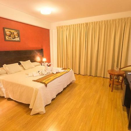 Hotel Las Maras Puerto Madryn Kültér fotó