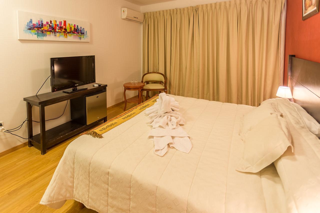 Hotel Las Maras Puerto Madryn Kültér fotó