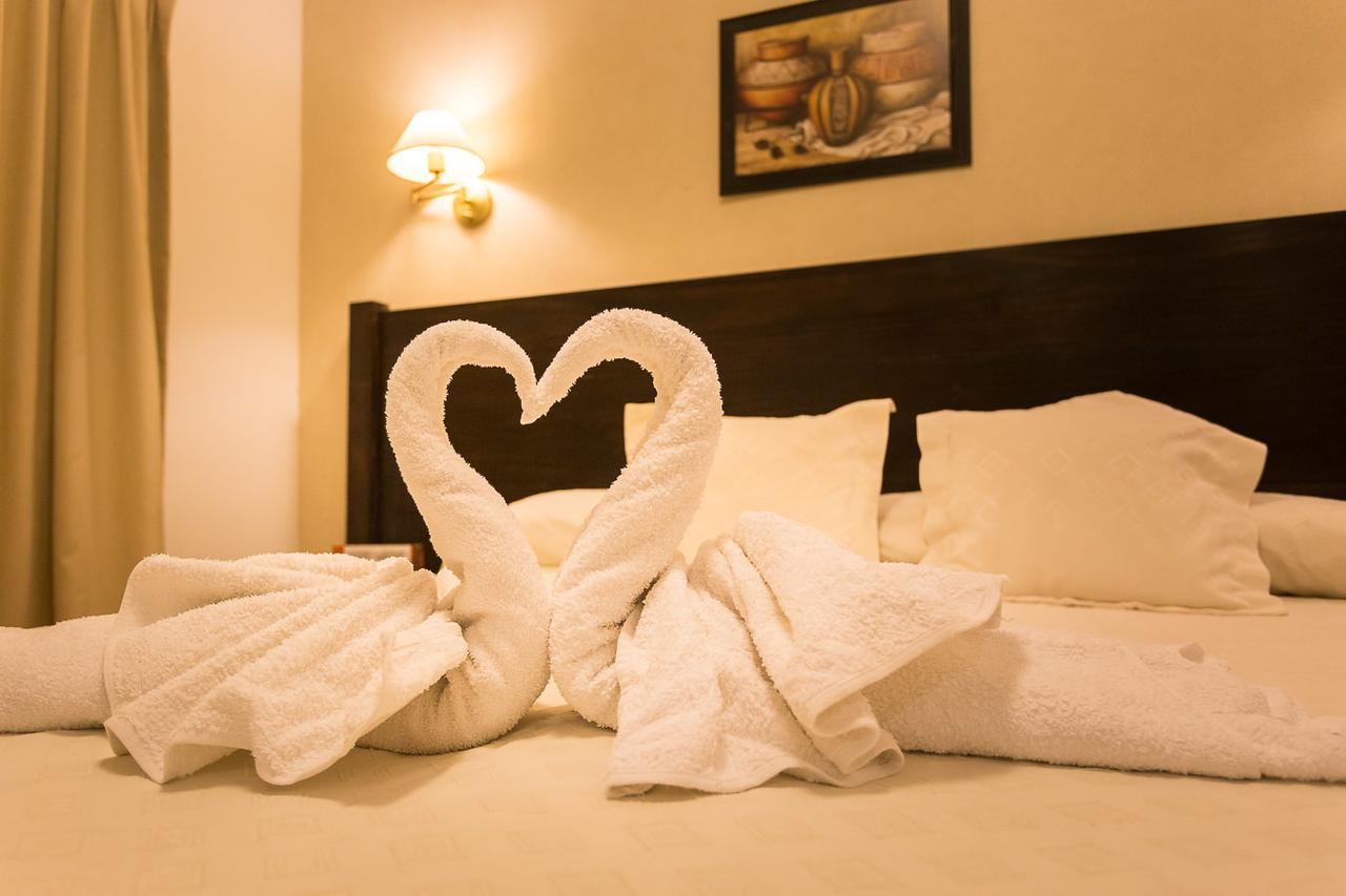 Hotel Las Maras Puerto Madryn Kültér fotó