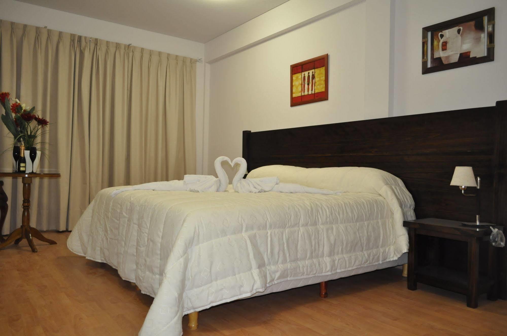 Hotel Las Maras Puerto Madryn Kültér fotó