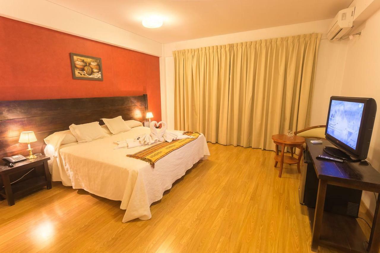 Hotel Las Maras Puerto Madryn Kültér fotó